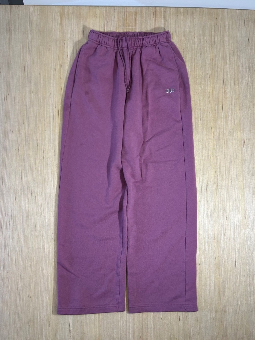 ALO Accolade Pink Fleece Sweatpants Straight Leg Elastic Waist Size XS Yoga